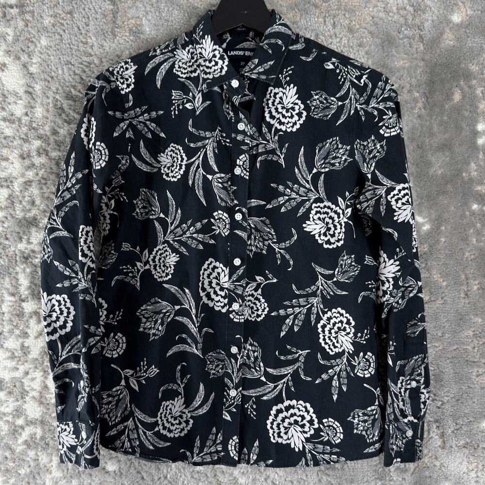 Lands End Petite Size 2P‎ Supima Cotton Floral Tropical Casual Button Top Black